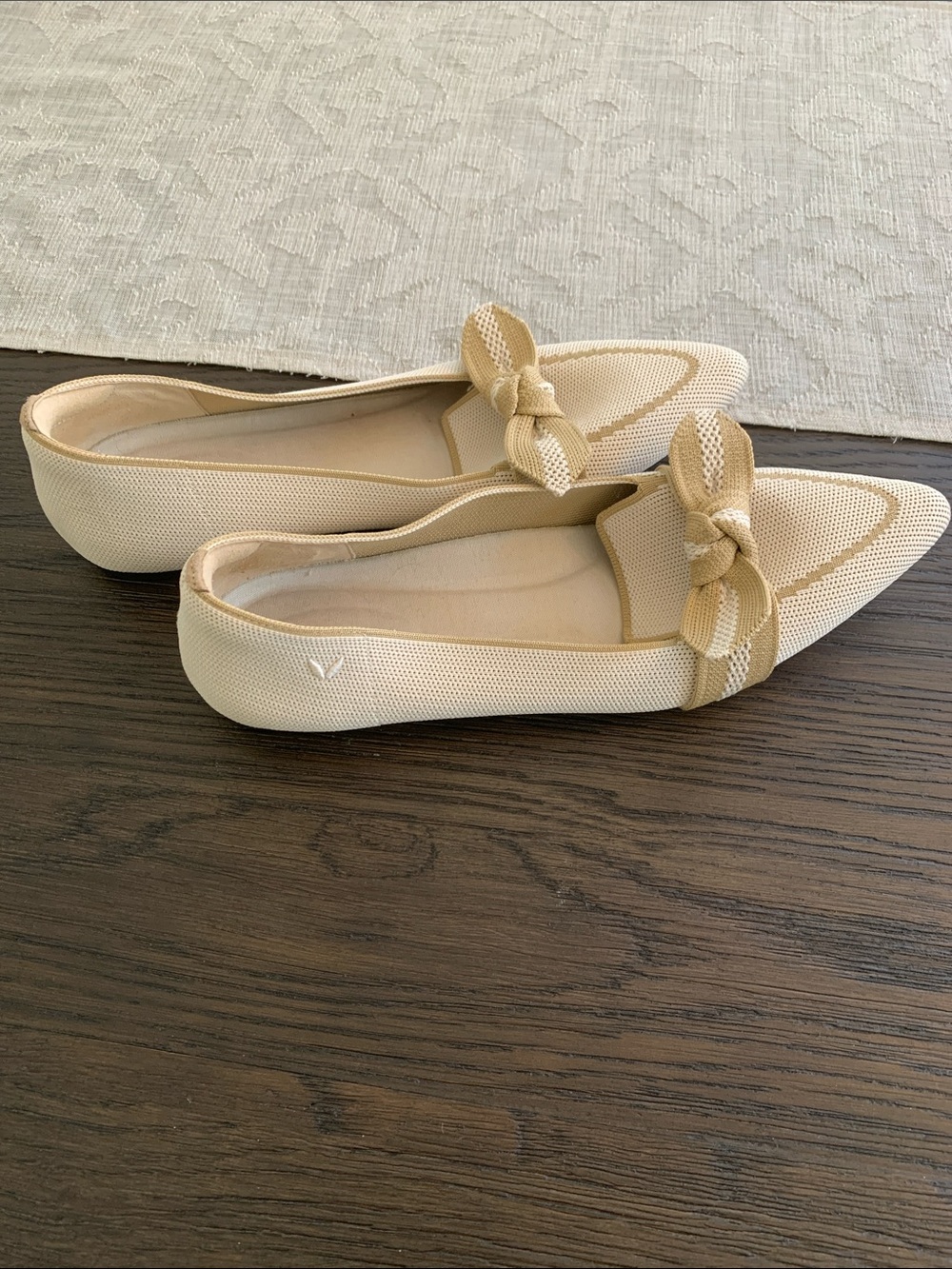 Vivaia Bow Pointed Toe Flats - Women